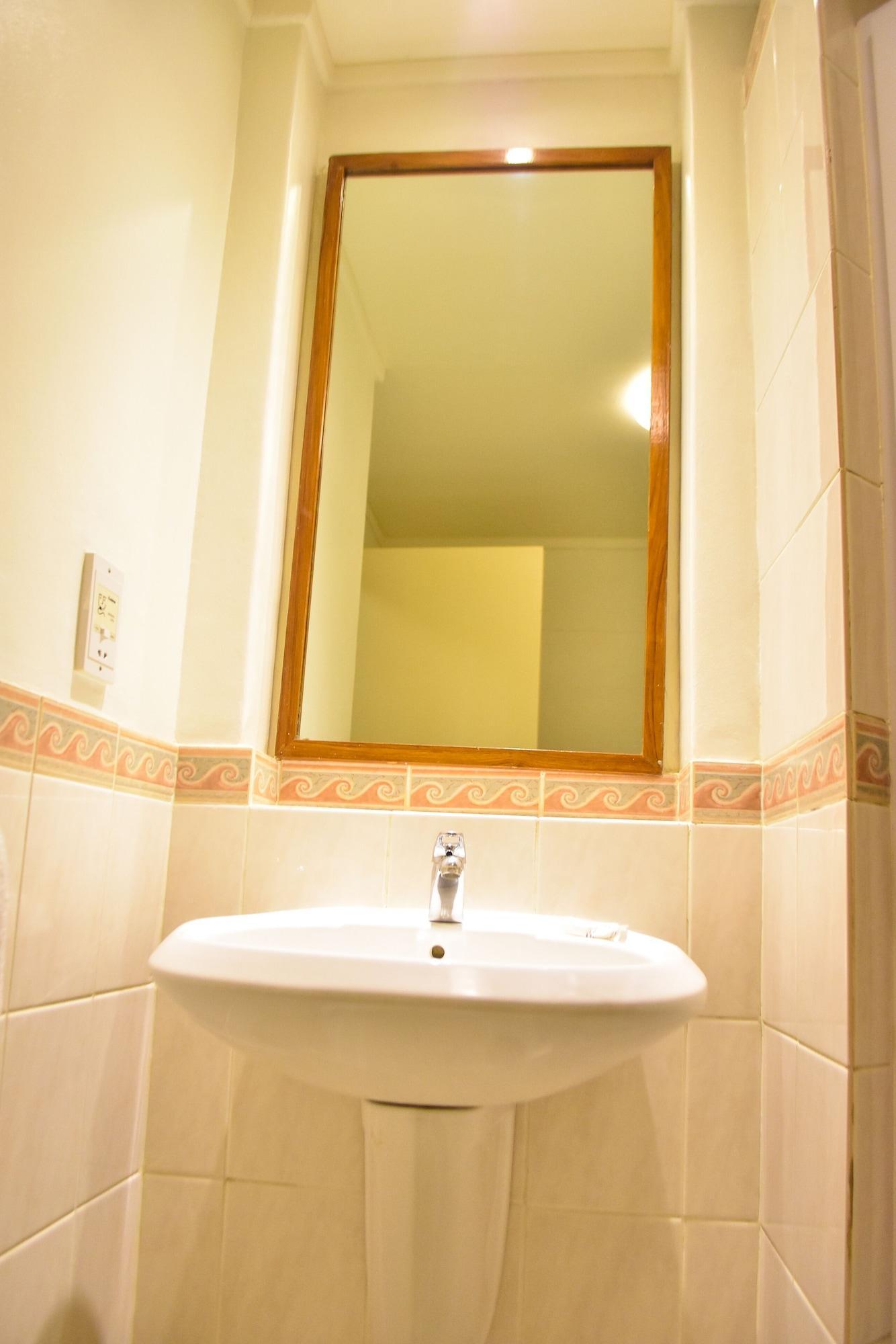 Cresta Bosele Hotel Selebi-Pikwe エクステリア 写真