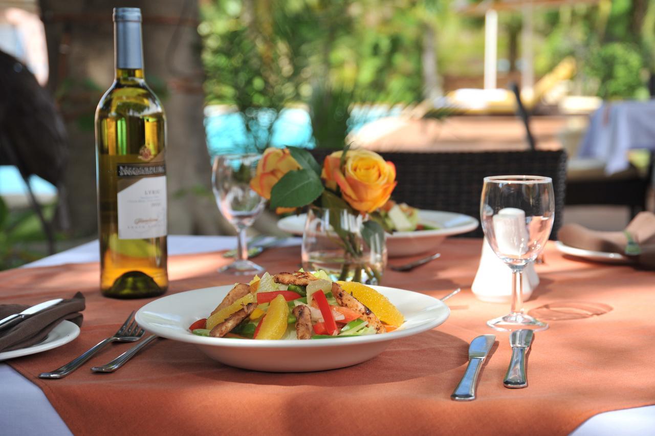Cresta Bosele Hotel Selebi-Pikwe エクステリア 写真